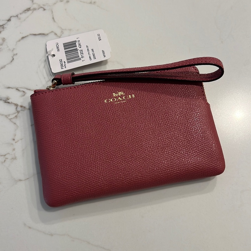 Coach Leather Corner Zip Wristlet Clutch